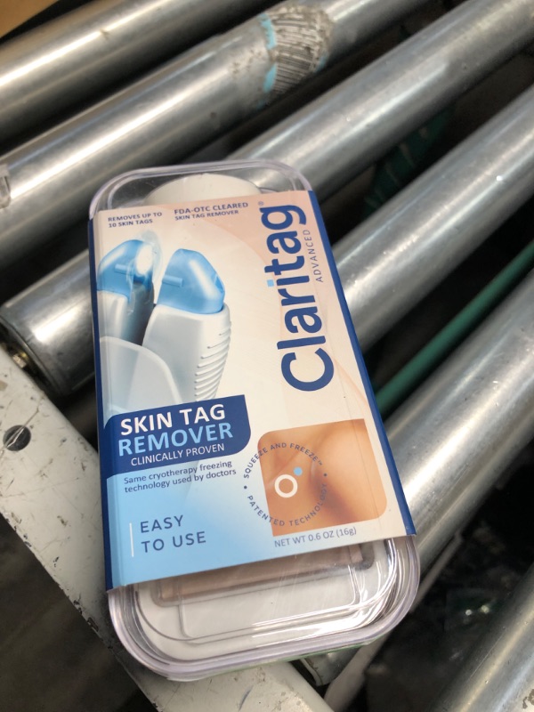 Photo 2 of (FAIR) Claritag Advanced Skin Tag Remover - FDA-Cleared Device - Only for Skin Tag Removal - Works in 7-14 Days - Up to 10 Treatment Cycles - Cryogenic Freeze-Off Kit