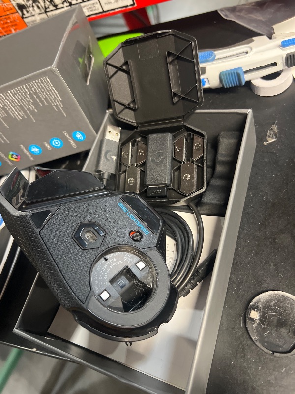 Photo 1 of **USED**
Logitech G502 Lightspeed Wireless Gaming Mouse with Hero 25K Sensor, PowerPlay Compatible, Tunable Weights and Lightsync RGB - Black