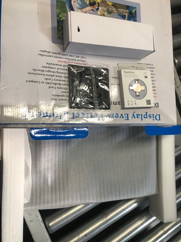 Photo 1 of 20" Digital Picture Frame USB, IPS Screen 1920x1080 Digital Photo Frame Slide Show for Gifts Compatible with 64GB USB Flash Drive SD Card Slot, Support Music Video Motion Sensor with Romote Control