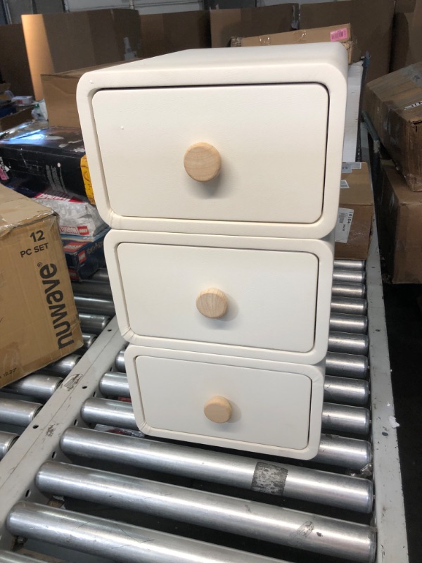 Photo 6 of ***USED - DIRTY - NO PACKAGING - SEE PICTURES***
KASLANDI Nightstand 3 Drawer, 032 (White 3-Drawer, 12"), 47D x 47W x 66H centimetres