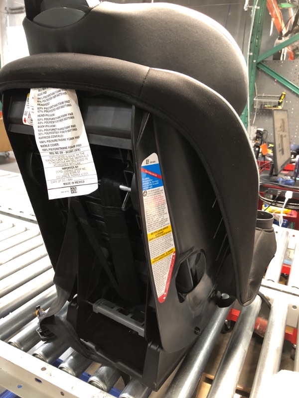 Photo 1 of Safety 1st Grow and Go All-in-One Convertible Car Seat, Rear Facing Car Seat 5-40 lbs, Forward Facing Car 30–65 lbs, High Back Booster Seat 40-100 lbs, Carbon Ink