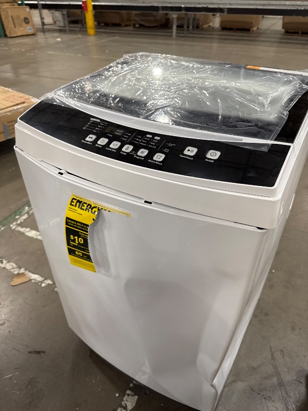 Photo 1 of *POWERS ON//JUST VERY DAMAGE** BLACK+DECKER 1.7 Cubic Foot Portable Washer, BPWM16W
