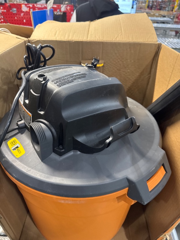 Photo 2 of *POWERS ON** 16 Gallon 5.0 Peak HP NXT Shop Vac Wet Dry Vacuum with General Debris Filter, Locking Hose and Accessory Attachments


