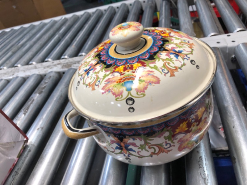 Photo 2 of ***USED - DAMAGED - PAINT CHIPPED - SEE PICTURES***
ZENFUN Kitchen Enamel Stockpot with Lid, 4.5 Quart Retro Flower Stew Bean Cooking Pot, Vintage Thicken Soup Pot with Handles, Nonstick, Safe for Induction Cookers, Gas Stove