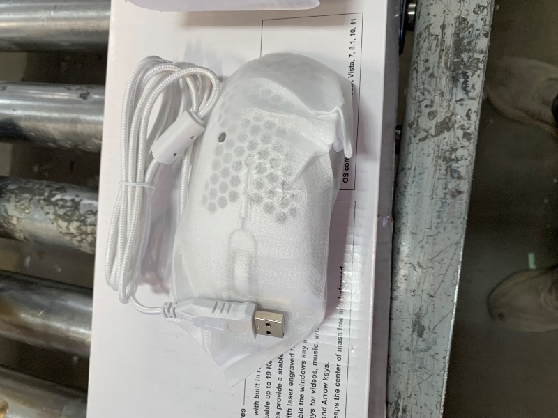 Photo 1 of Skytech King 95 Gaming PC, Intel i7 14700F 2.1 GHz, RTX 4070 Ti Super 16GB GDDR6X, 1TB NVME Gen4, 32GB DDR5 RAM RGB, 850W Gold ATX 3.0 PSU, Wi-Fi, Win 11 Home