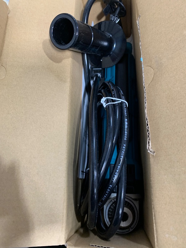 Photo 1 of Makita DA3010F 3/8" Angle Drill, reversible