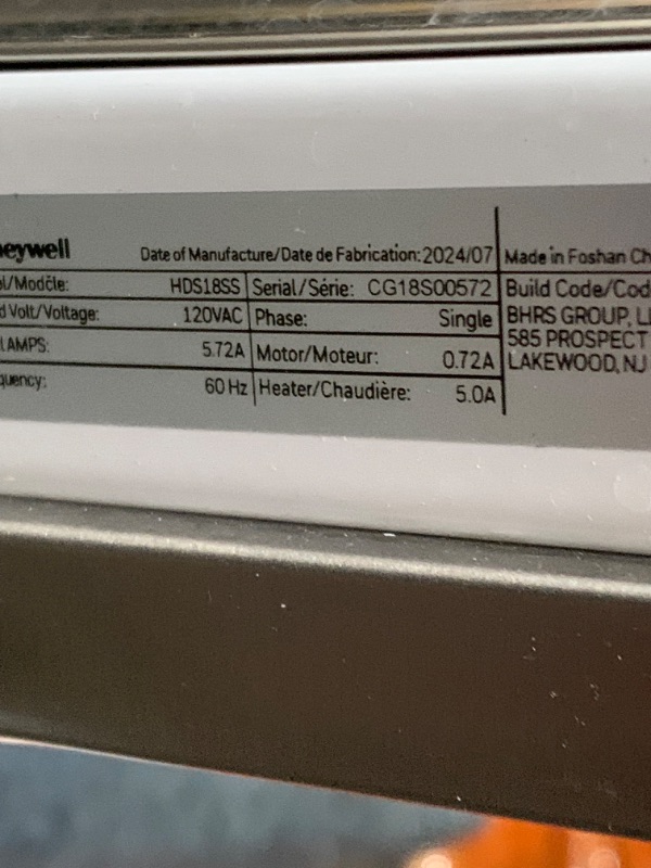 Photo 6 of ******PARTS ONLY , MINOR DAMAGES SHOWN , cannot fully test ********  Honeywell 18 inch Dishwasher with 8 Place Settings, 6 Washing Programs, Stainless Steel