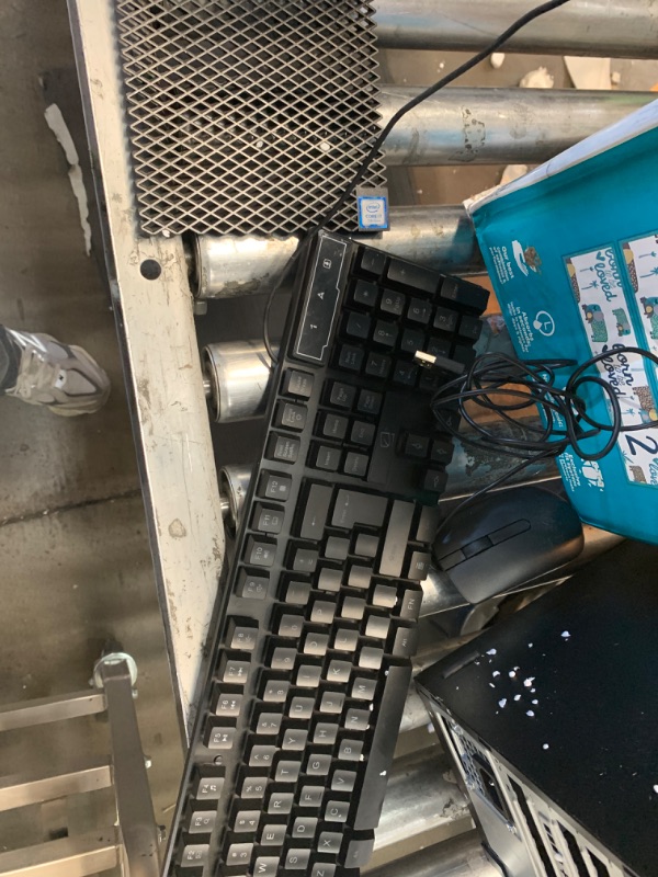 Photo 1 of SEE NOTES**Dell Optiplex 7050 Mini Tower PC Desktop Computer, Core i7-7700 3.6GHz, 32GB RAM, 1TB SSD, WiFi, Keyboard, Mouse, No DVD, Windows 10 Pro 