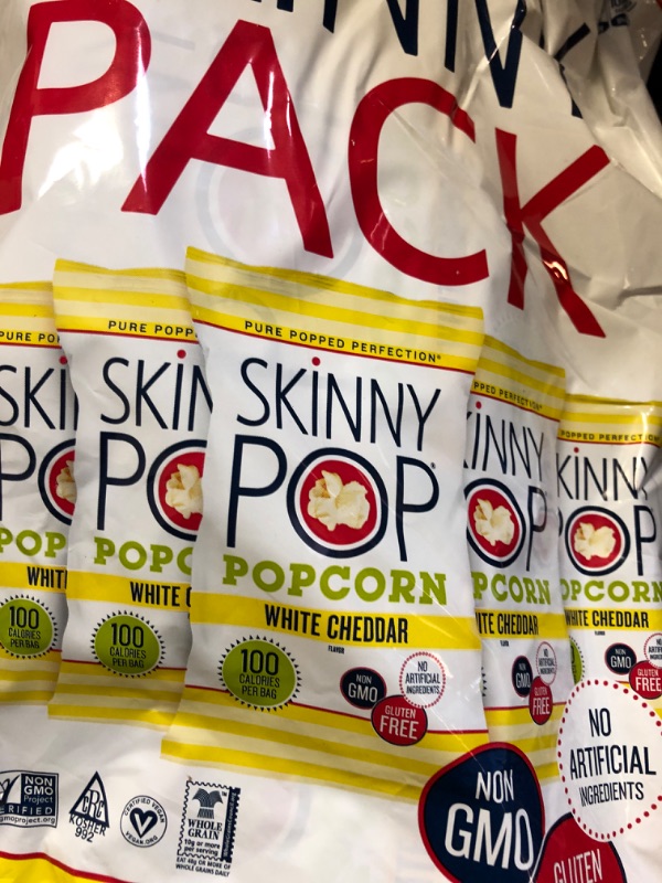 Photo 2 of 11/14/2024--------------SkinnyPop White Cheddar Popcorn Skinny Pack - 6ct - 3.9oz