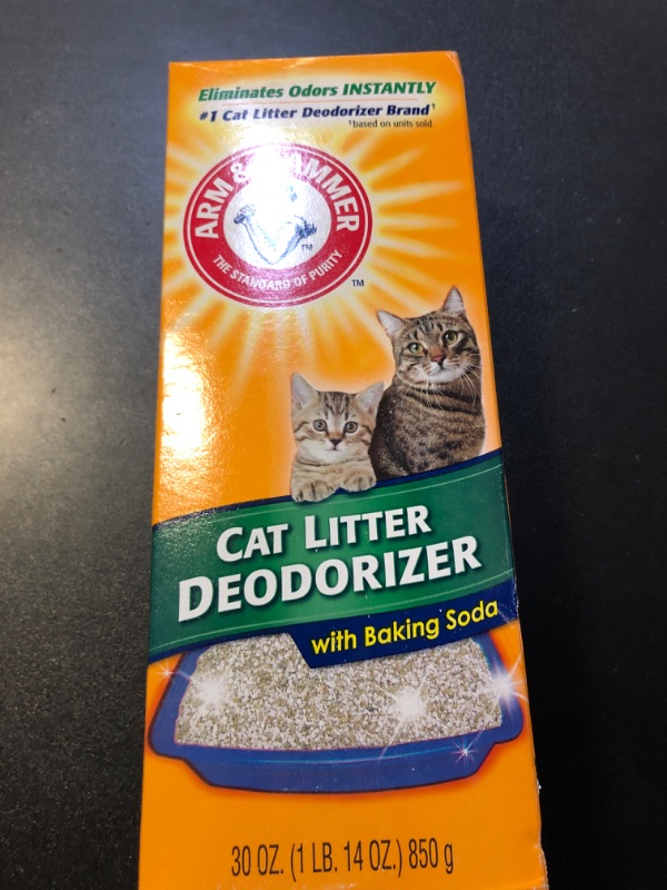 Photo 2 of ARM & Hammer Cat Litter Deodorizer 30 oz 1.88 Pound (Pack of 1)