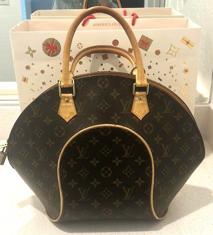 Photo 8 of LOUIS VUITTON ELLIPSE MM MONOGRAM CANVAS HANDBAG, DUST BAG AND GIFT BAG 10" X 3.5" H12.5"