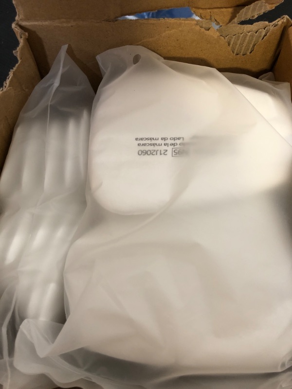 Photo 2 of 100PCS 5N11 Respirator Filter - 5N11 Particulate Filter Cotton for 6200, 6502, 7502, 6800 Series Respirator Mask, Respirator Filter Against Dust Particles
damaged box.