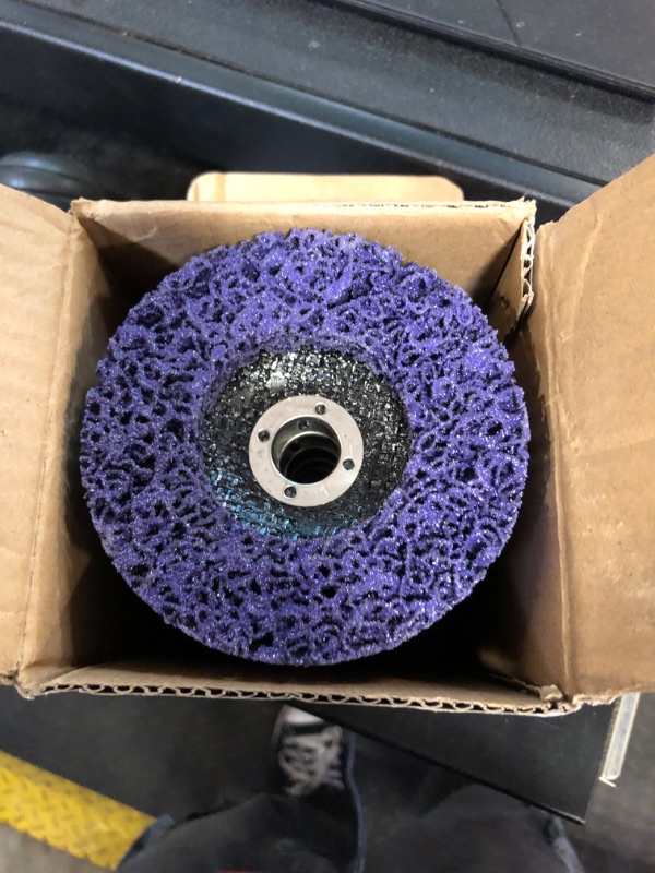 Photo 2 of 10 Pack Strip Discs 4 inch Quick Stripping Wheel Paint Stripper for Angle Grinder Clean and Remove Paint Coating Rust Welds Oxidation for Metal and Wood (4" x 5/8")