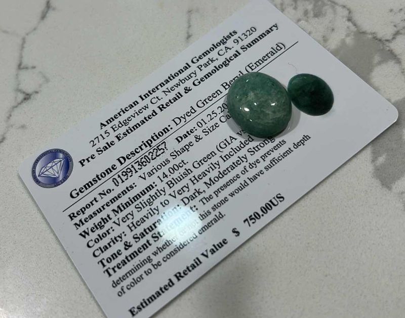 Photo 1 of LOOSE DYED GREEN BERYL (EMERALD) CABOCHON APPROX 14.00 CTS PRE-SALE GEMOLOGICAL SUMMARY EST RETAIL $750.00