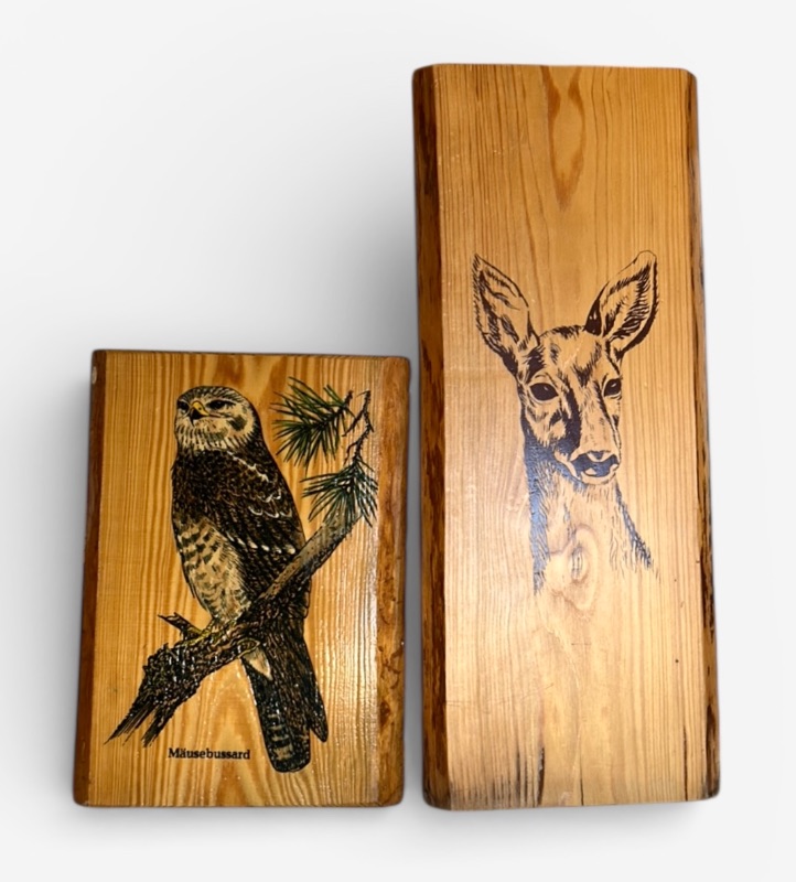 Photo 1 of SET OF TWO WOOD DECORATIVE PLAQUES. FEATURE PRINTED WILDLIFE ARTWORK,INCLUDING A BIRD AND A DEER. NATURAL WOOD FINISH (TALLEST H18”)