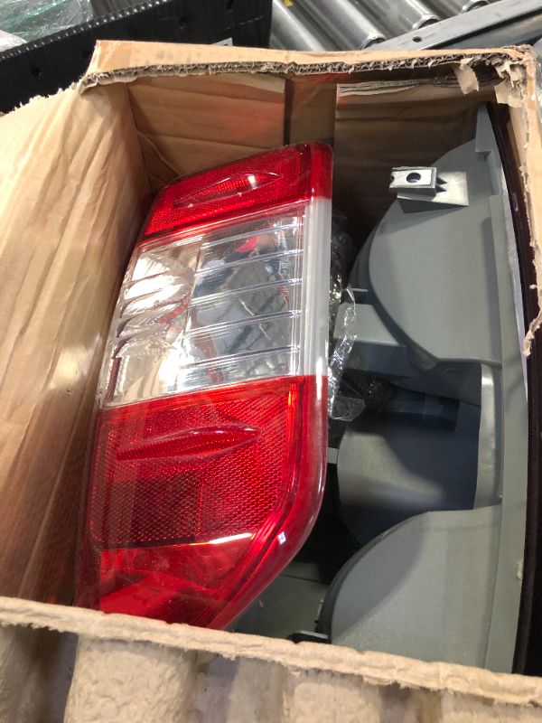 Photo 2 of PIT66 Tail Lights Compatible with Toyota Tundra Pickup 2014-2021 Drive & Passenger Side?Smoky Lens?