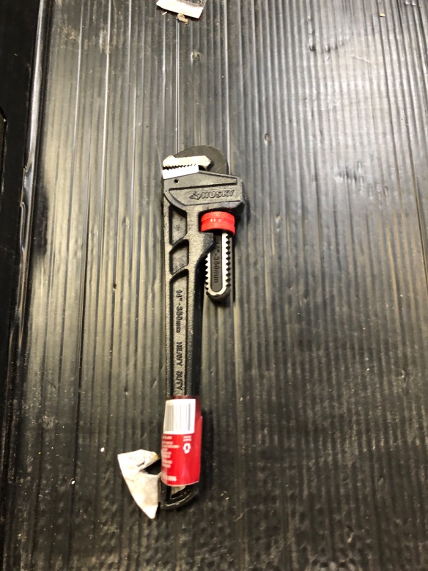 Photo 2 of 14 in. Heavy Duty Cast Iron Pipe Wrench with 1-1/2 in. Jaw Capacity Husky # # 1000014159