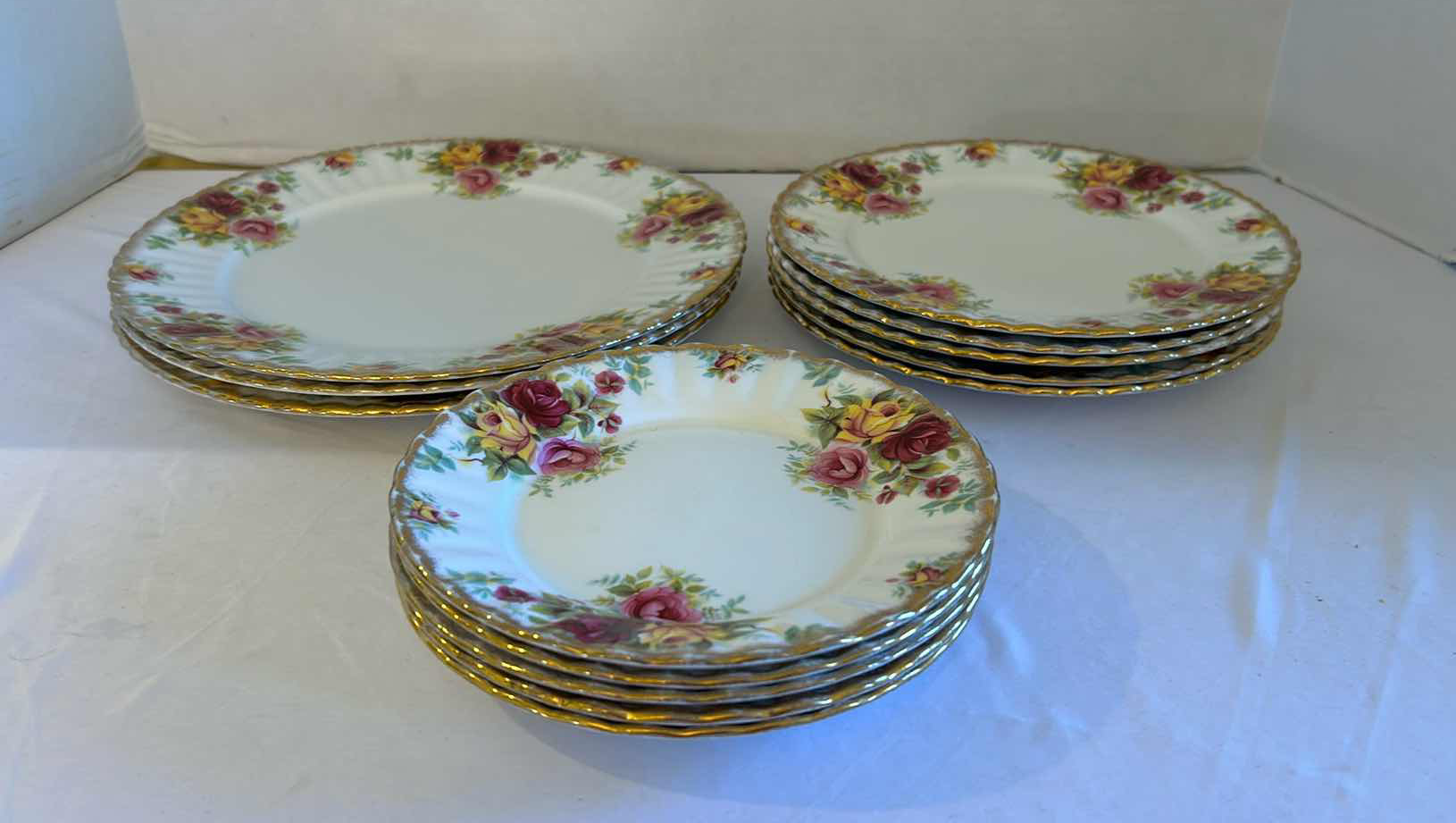 Photo 2 of 25PCS-ROYAL STAFFORD BONE CHINA DISHES