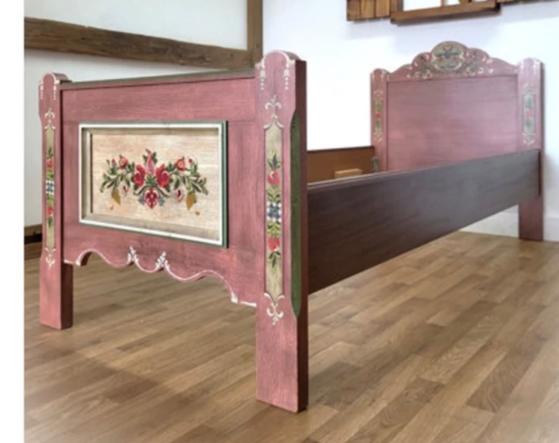 Photo 1 of RARE VINTAGE VOGLAUER PINK 1800 COUNTRY HOUSE SINGLE SOLID WOOD BED