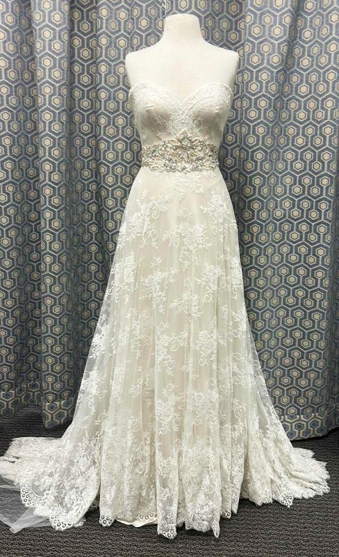 Photo 1 of BRIDAL GOWN “ JUSTIN ALEXANDER” STRAPLESS LACE WEDDING DRESS, SWEETHEART NECKLINE, BEADED WAISTBAND SIZE 12 SHADE GOLD/IVORY 