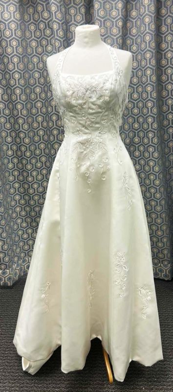 Photo 1 of BRIDAL GOWN, “BRIDAL ORIGINALS”, IVORY, A-LINE, NECKLINE PEARL, BUTTON ACCENT, SIZE 6. 