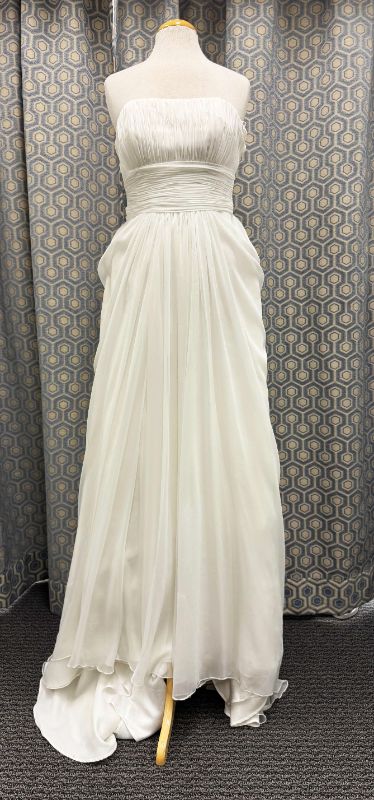 Photo 1 of BRIDAL GOWN "PRONOVIAS" STRAPLESS CHIFFON SATIN TULE GOWN IVORY SIZE 12