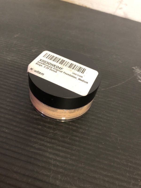 Photo 2 of bareMinerals Original Matte Loose Powder Foundation SPF 15