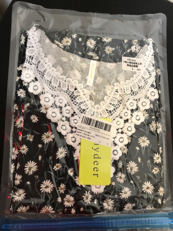 Photo 1 of Size L--Anydeer Women Summer Tunic Tops Casual Short Sleeve Blouses Loose Lace Shirts V-Neck Pullover, L, White Daisy+Black