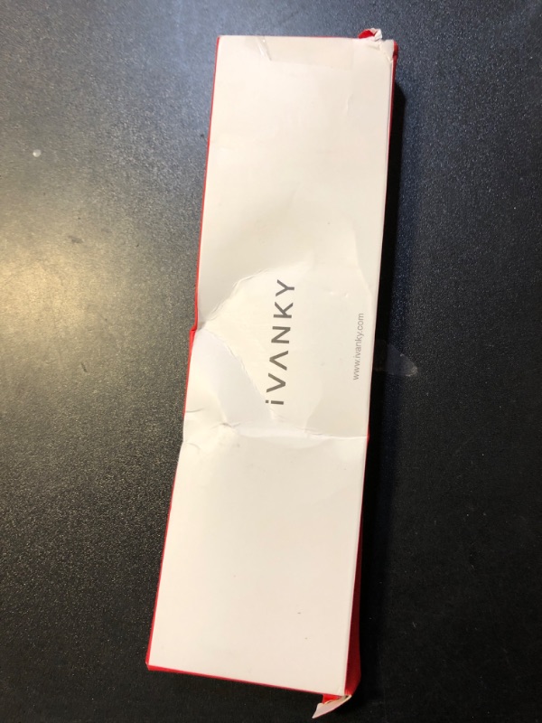 Photo 1 of iVANKY 8K DisplayPort 1.4 Cable 3.3ft