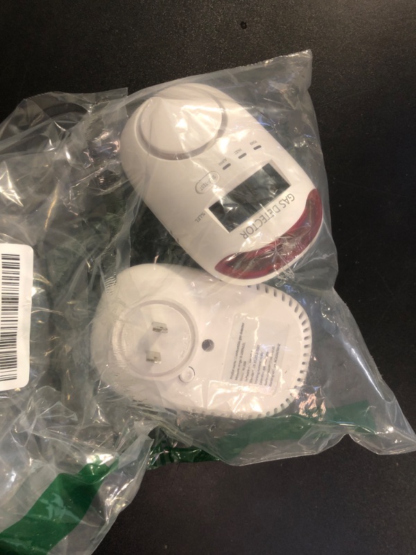 Photo 1 of Colorwell Natural Gas Detector Plug-in Propane Gas Detector for Home & RV Gas Leak Detector for LNG, LPG, Methane - 2 PCS