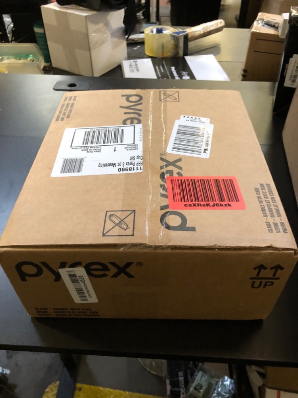 Photo 1 of 3-piece Measuring Cup Set