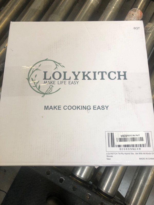 Photo 1 of LOLYKITCH 6 QT Hybrid Tri-Ply Stainless Steel Non-Stick Sauté Pan with Lid,12 Inch Deep Frying Pan,Large Skillet,Jumbo Cooker,Induction Pan, Oven Safe and Detachable Handle.