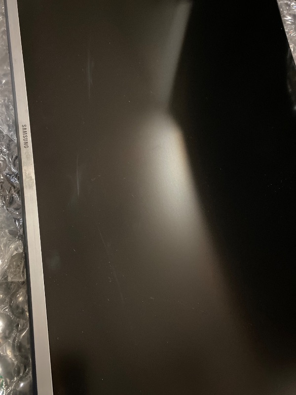 Photo 1 of DESING MAY VARY**SAMSUNG 32" CR50 FHD 1500R Curved Monitor, 75Hz, 4ms GTG, AMD Freesync, HDMI, VGA (LC32R500FHNXZA)
