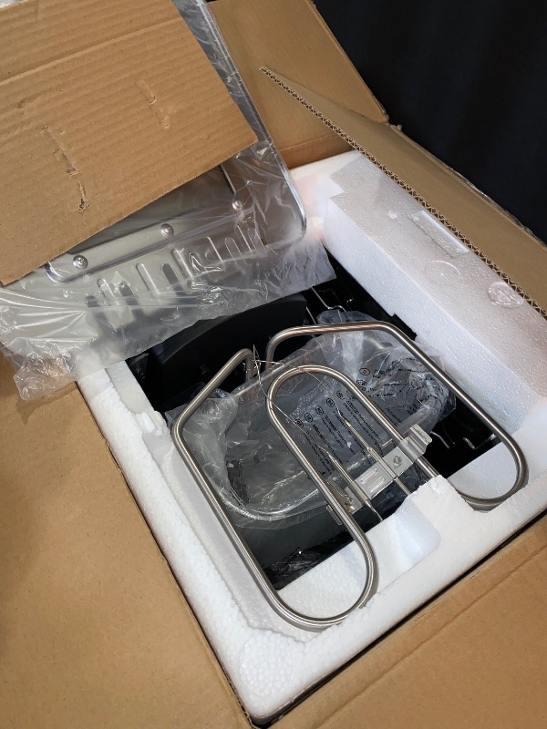 Photo 1 of Electric Deep Fryer 5.3QT/21-Cup Stainless Steel 1700W with Triple Basket
