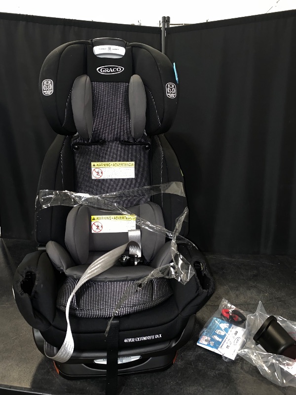 Photo 1 of Graco 4Ever Extend2Fit DLX 4-in-1 Car Seat
