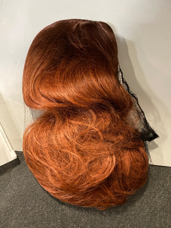 Photo 1 of HAIRCUBE Auburn Wig with Bangs for Women Auburn Long Wavy Hair Wig Wig Curly Wavy Synthetic Wigs for Girls Daily Party Use aslc9056-2
