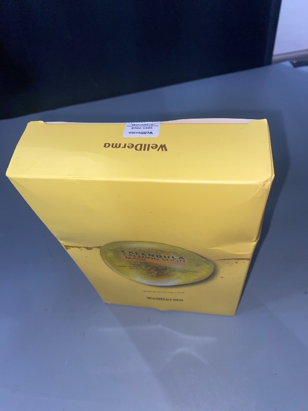 Photo 1 of Wellderma Calendula Calming Soon Mask Set