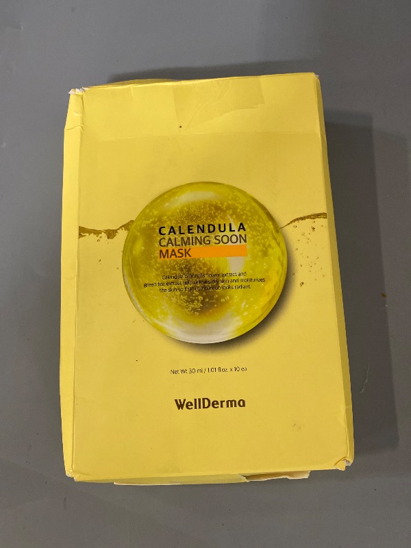 Photo 1 of Wellderma Calendula Calming Soon Mask Set