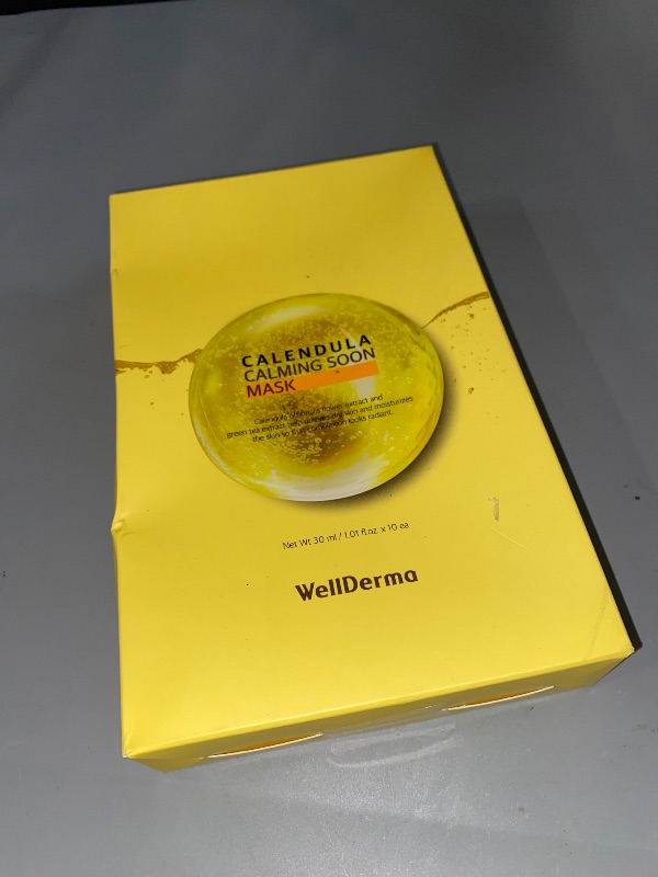Photo 1 of Wellderma Calendula Calming Soon Mask Set