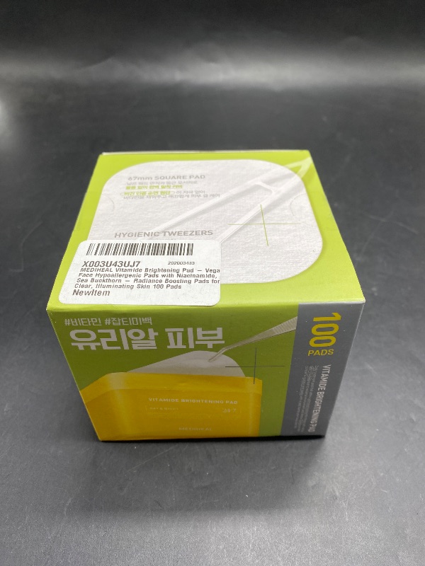 Photo 1 of MEDIHEAL Vitamide Brightening Pad - Vegan Face Hypoallergenic Pads with Niacinamide, Sea Buckthorn - Radiance Boosting Pads for Clear, Illuminating Skin 100 Pads New