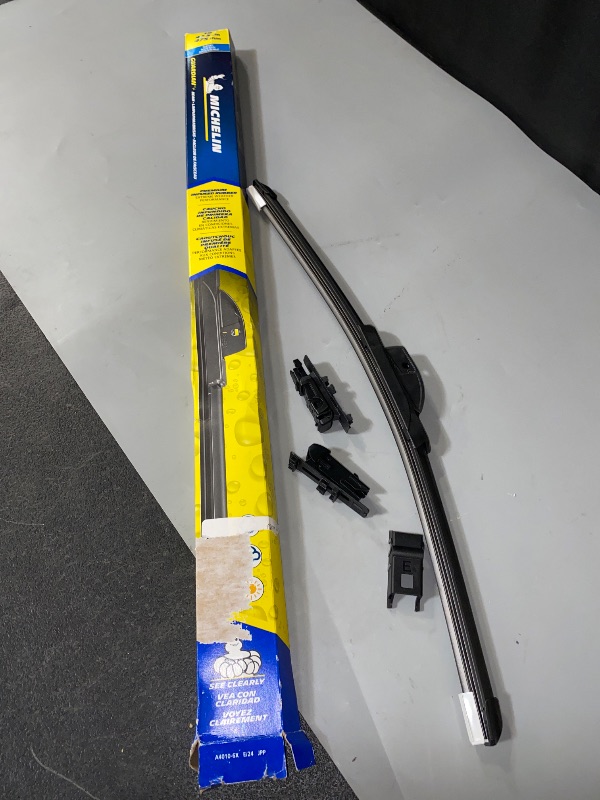 Photo 1 of 19' Michelin Guardian+ Beam Wiper Blades