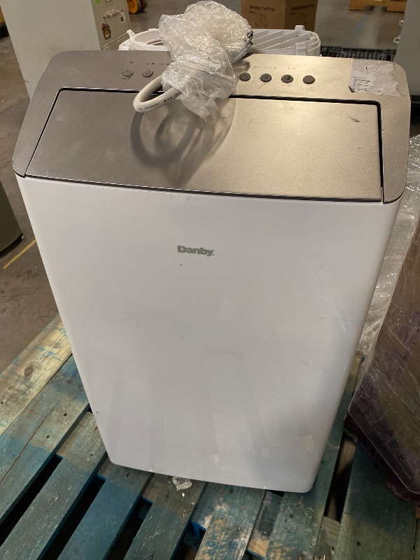 Photo 1 of Danby DPA100B9IWDB-6 Portable AC, White
