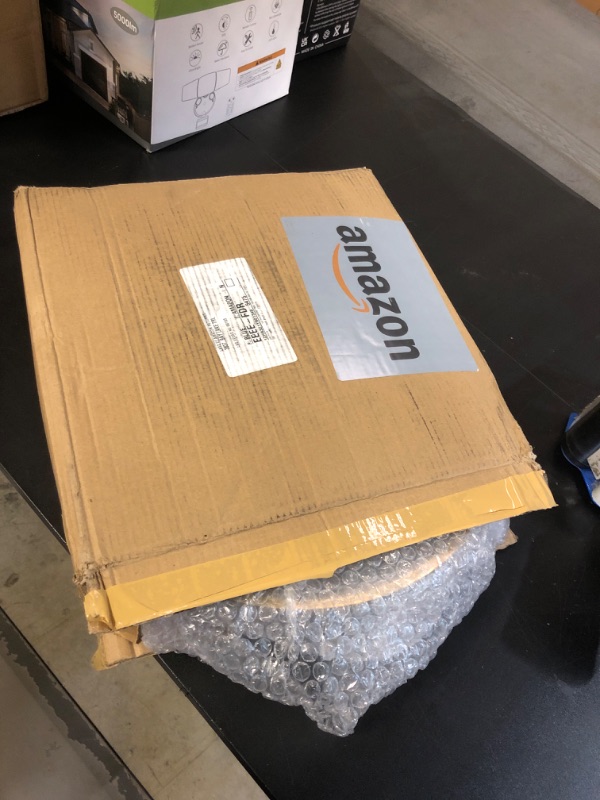 Photo 1 of Goodluck 12 Inch Gold Charger Plates, 25 Pack Clear Charger Plates with Gold Trim, Disposable Charger Plates Plastic for Dinner, Wedding, Party