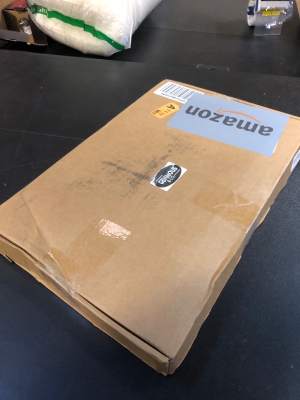 Photo 1 of GENMOUS Acrylic Rectangular Cake Tray, Cake Stand Plate with Clear Cover Lid, Pastry Serving Tray,Dessert Holder Tray,Rectangle Cake Platter with Lid for Party,Home,Kitchen,Wedding,Tea,Party Display