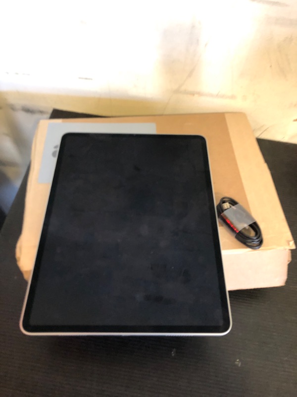 Photo 2 of 2020 Apple iPad Pro (12.9-inch