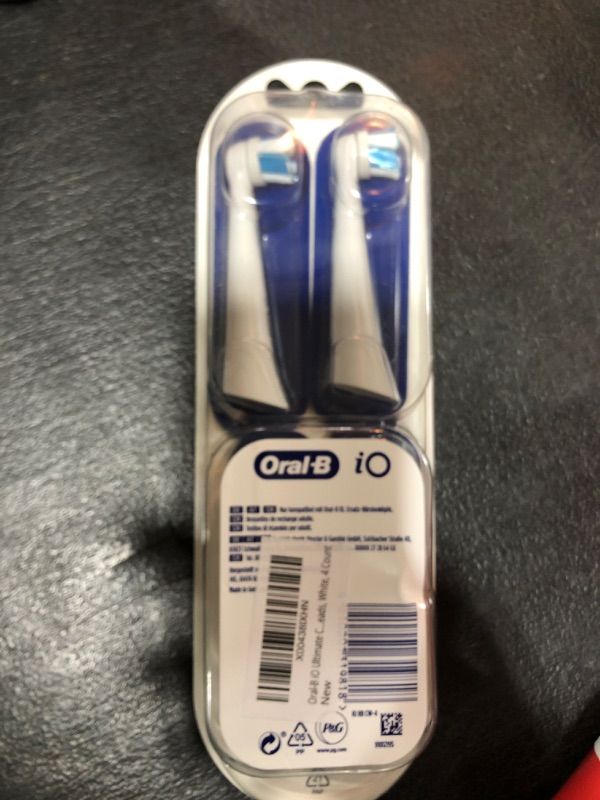 Photo 1 of Oral-B iO Series Ultimate Clean Electric Toothbrush Replacement Brush Heads for an Oral-B Electric Toothbrush, 4 Count, White