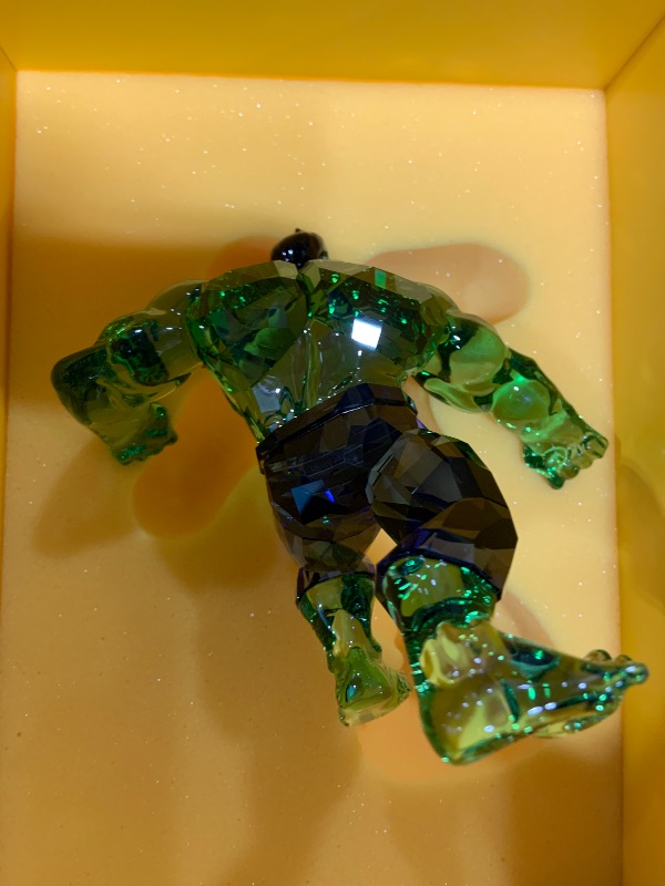 Photo 4 of Swarovski Marvel Hulk