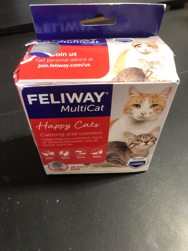 Photo 2 of FELIWAY MultiCat Calming Pheromone Diffuser, 30 Day Starter Kit (48 mL)