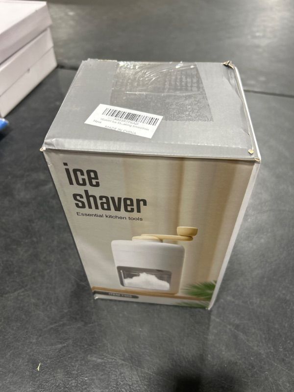 Photo 2 of YEJAHY Ice Shaving Machine, Snow Cone Crusher, Advanced Manual Ice Shaving Machine, Household Kitchen Utensils, And A Freezing Mold For Making Smoothies