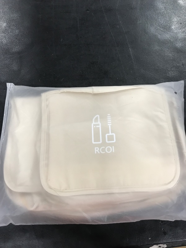 Photo 2 of RCOI Packing Cubes for Travel Suitcases - 9 Pcs Travel Cubes for Packing Lightweight Travel Luggage Organizers Set